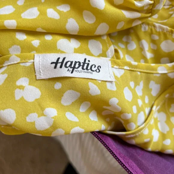 Yellow blouse top, short sleeved - Picture 3 of 4